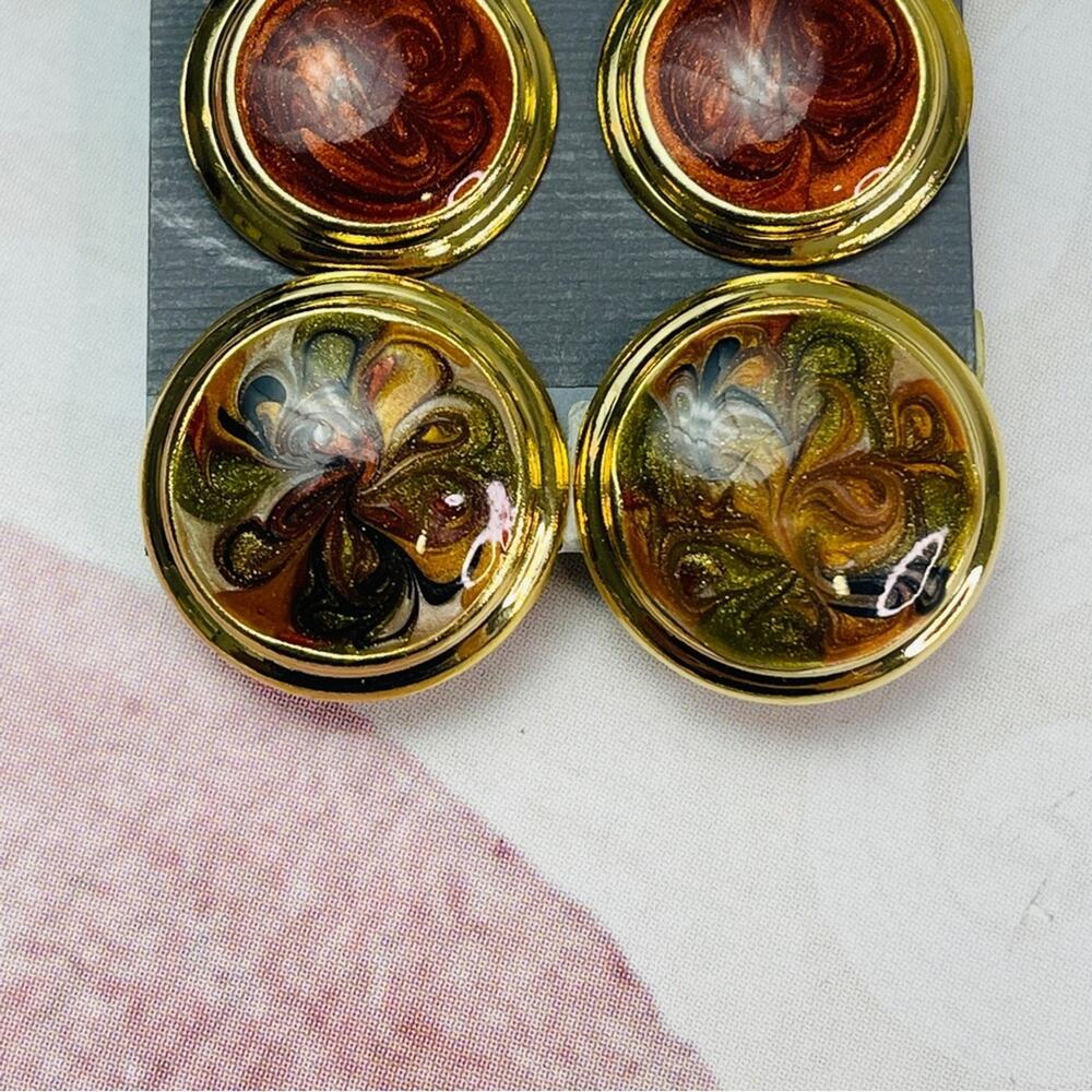 Out and About 3 Pair Gold Color Swirl NWT Earrings Pierced - Picture 5 of 6